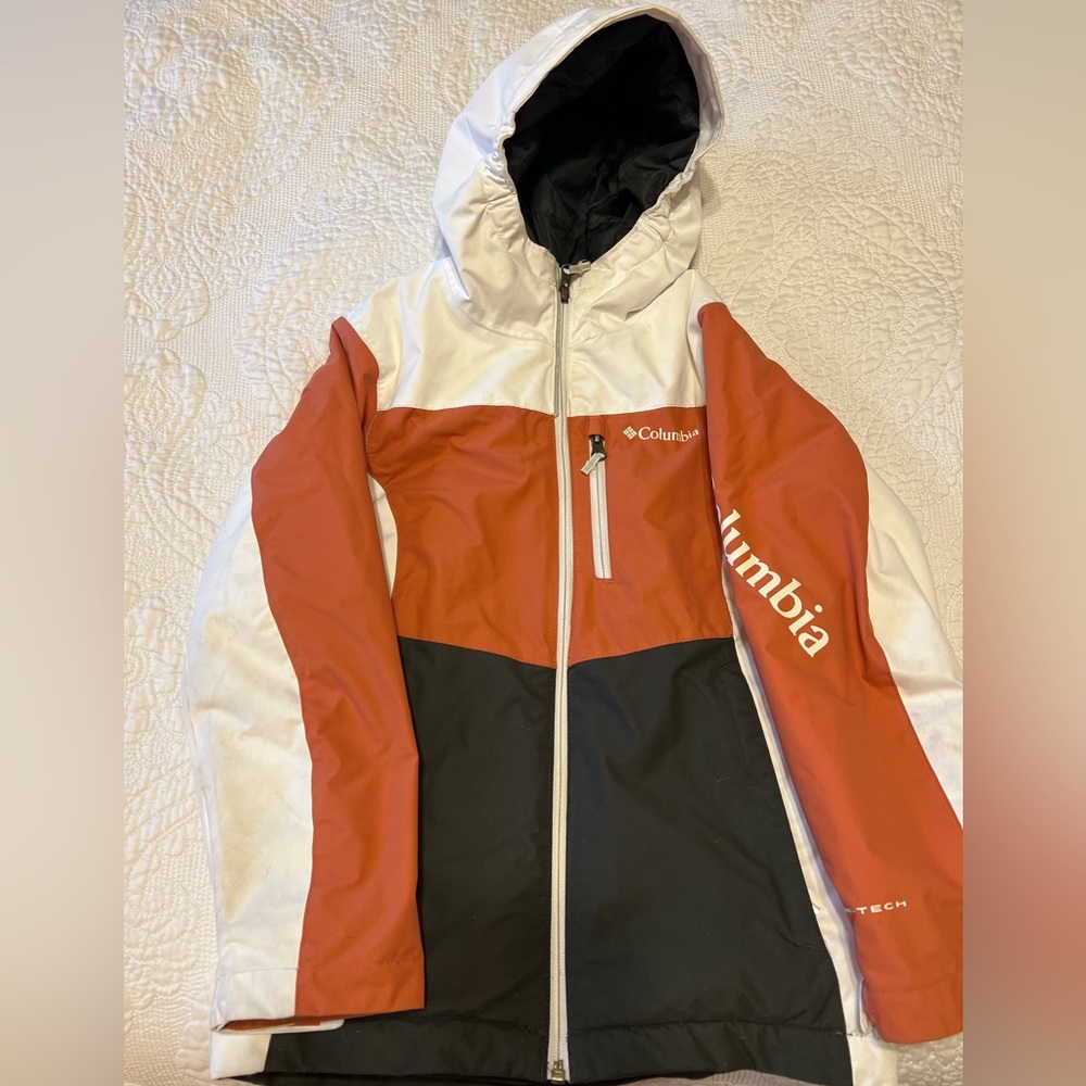Girls size 7/8 Columbia Ski Coat.